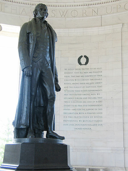 450px-Jefferson_Memorial_with_Declaration_preamble